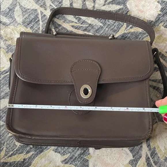 Brown Leather Bag Crossbody Top Handle Silver Accents Like New Flap Turn lock - Picture 13 of 15